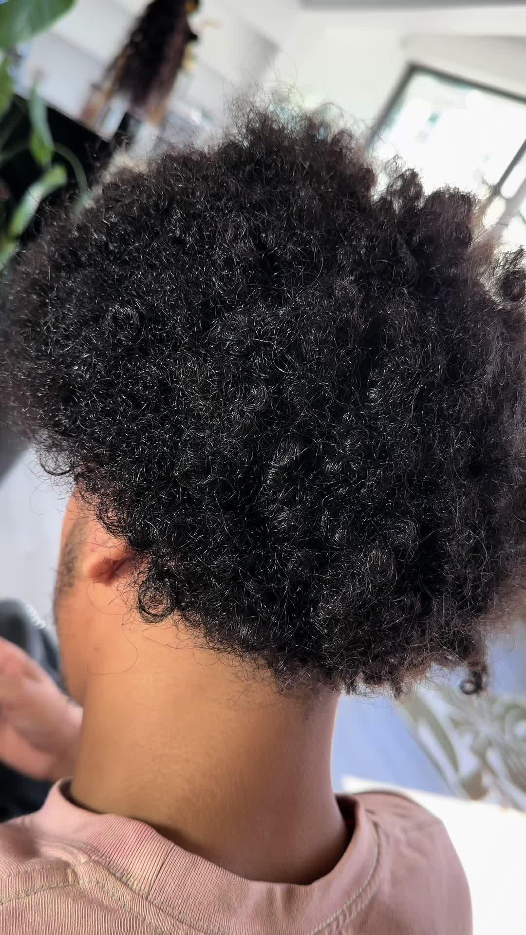 @Hairby_Janay