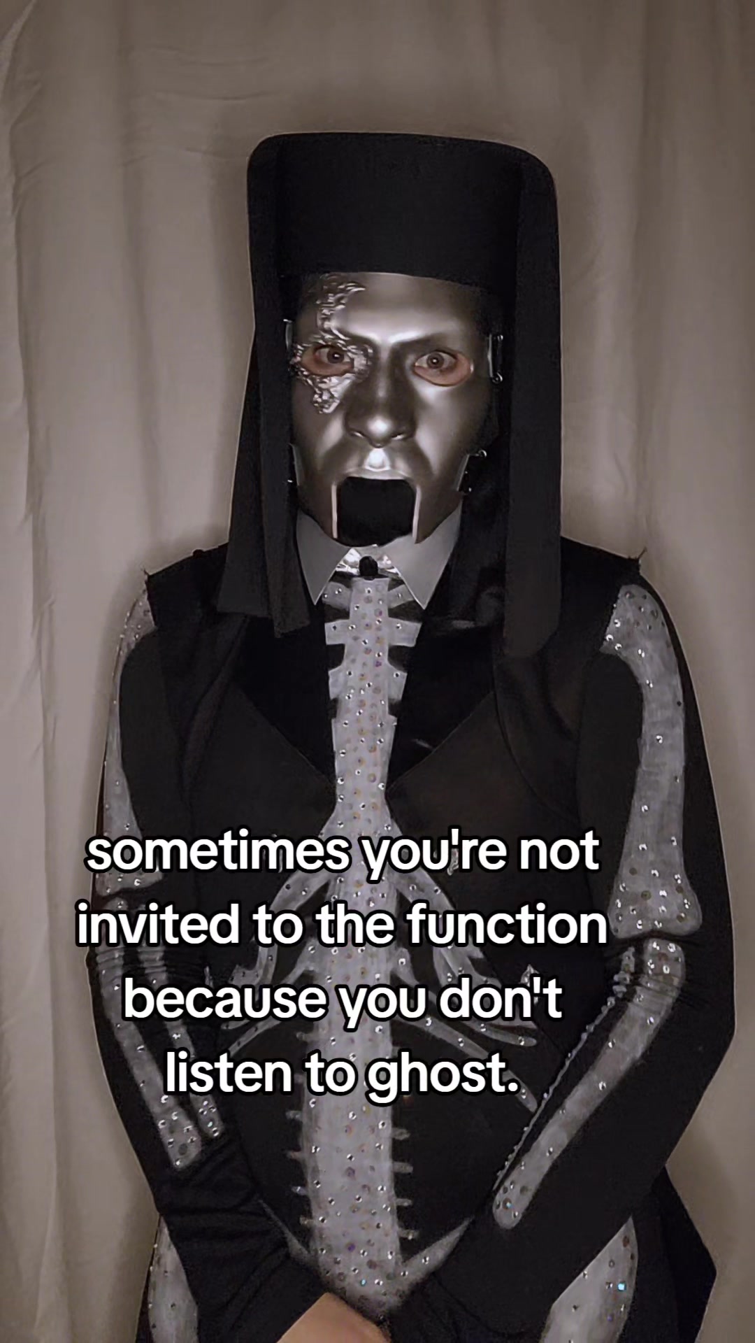 @Bee