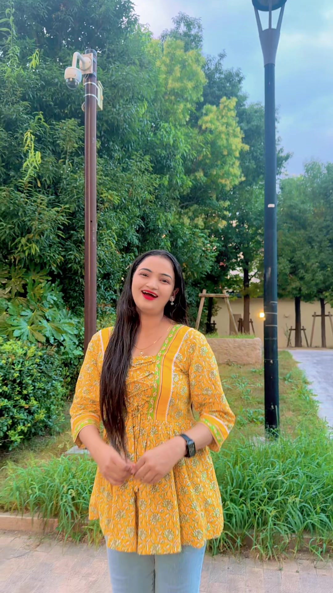 @Ashmeta🦋💫
