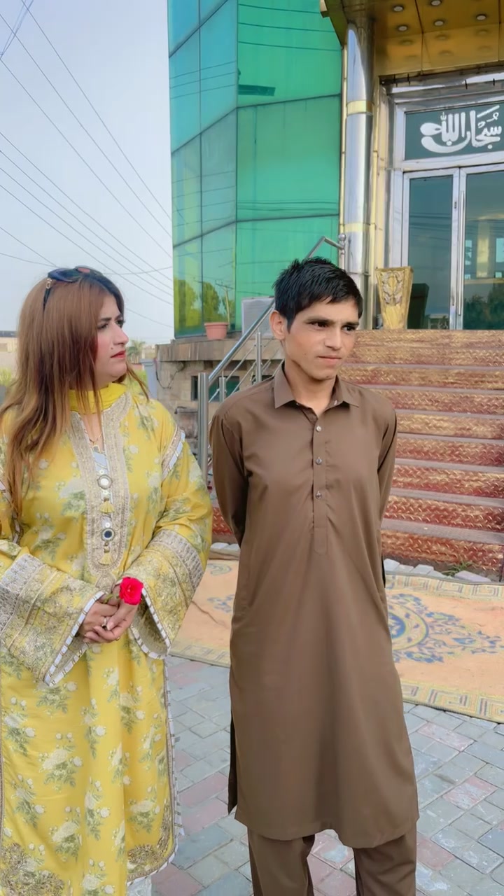 @Farah's Salon Kharian