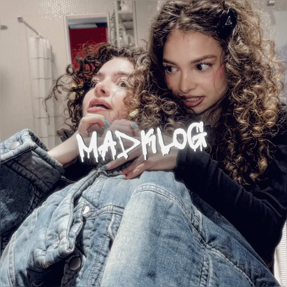 @Madeline🕷️