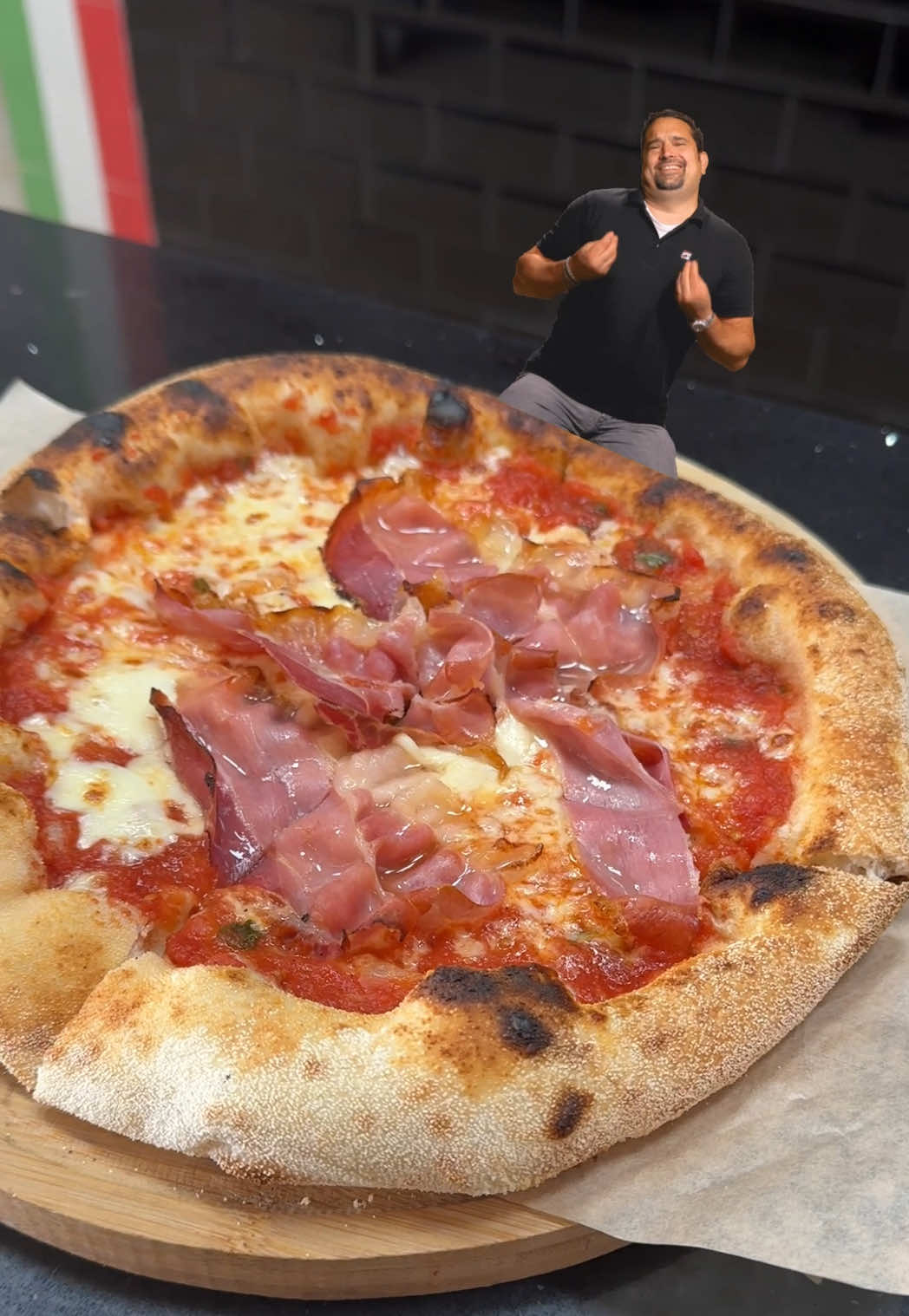 @Pupone • pizza