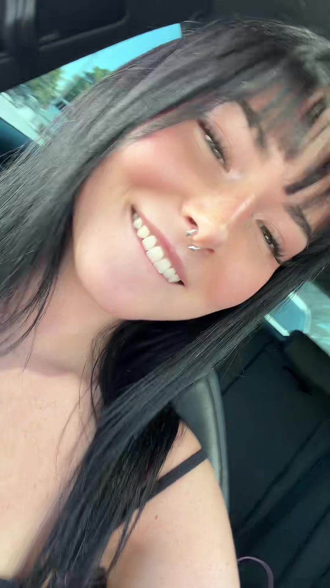 @👻