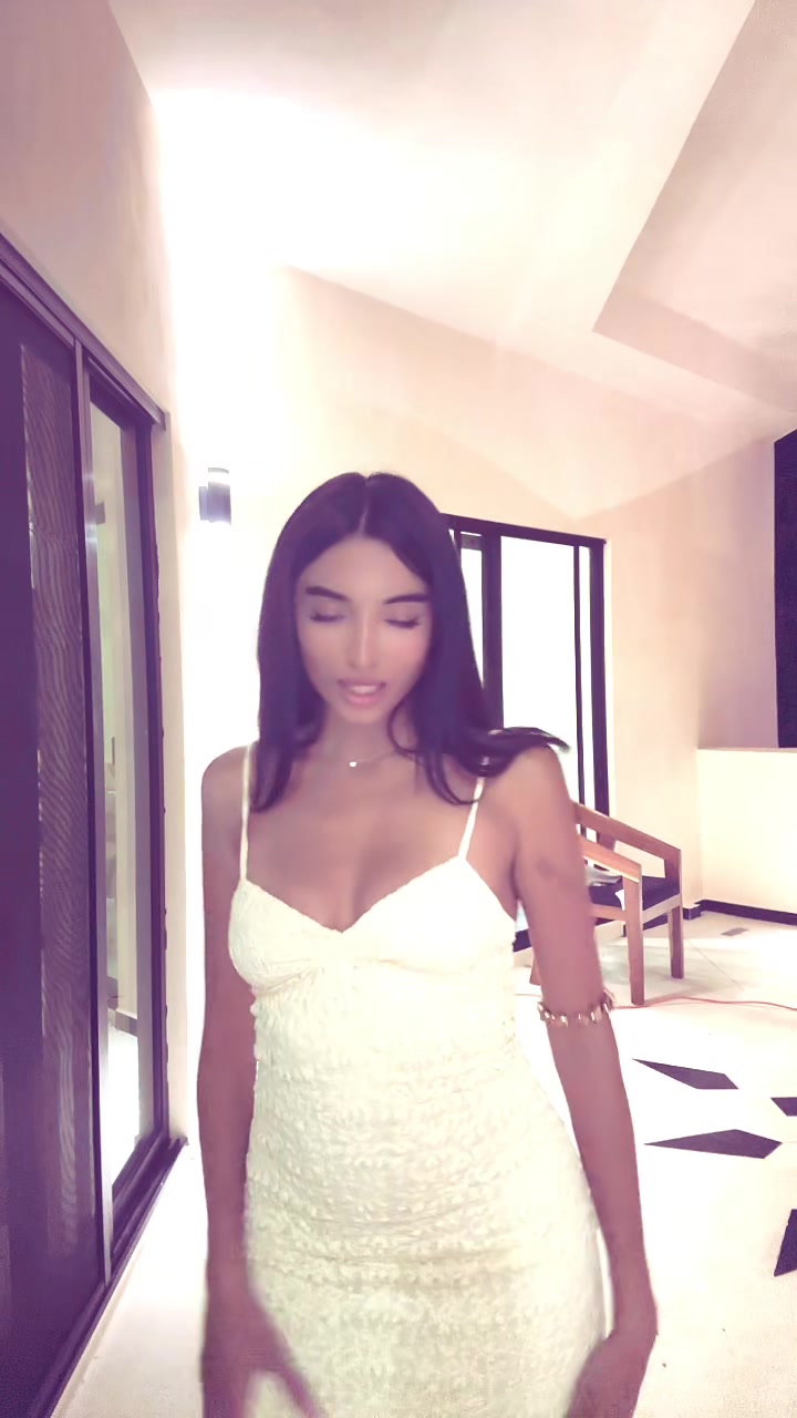 @Dounia à la Hmi island ๐ฒ๐ฝ๐๏ธ