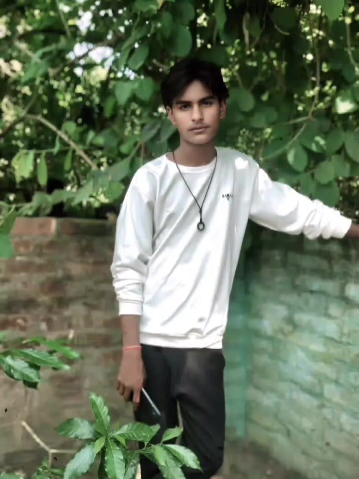 @SAD----BOY--❤️&zwj;🩹🥹