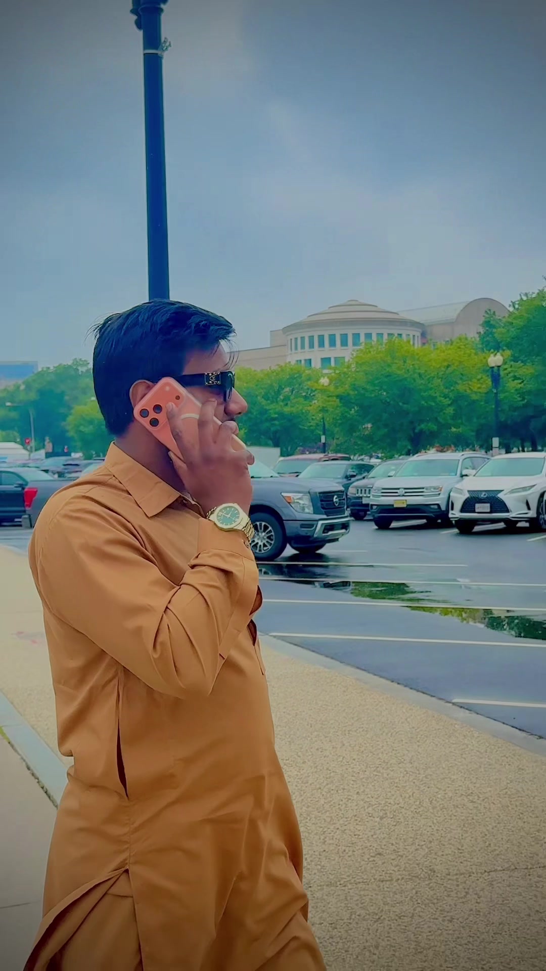 @🇺🇸Sam🇵🇰