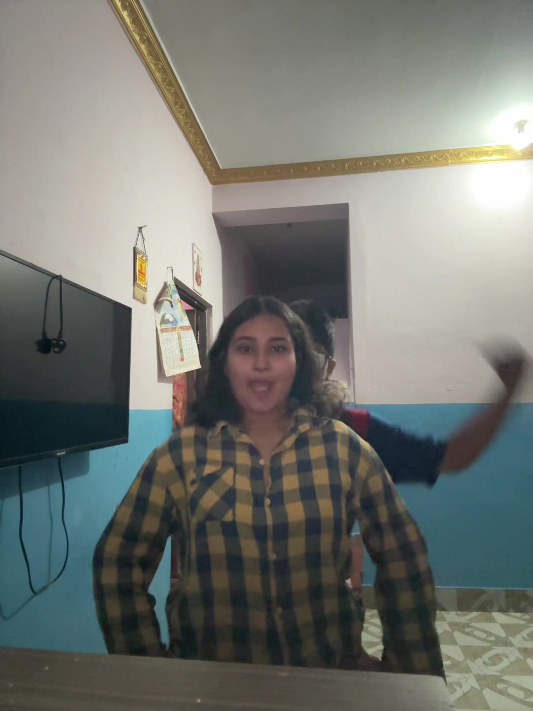 @khinabajgai6