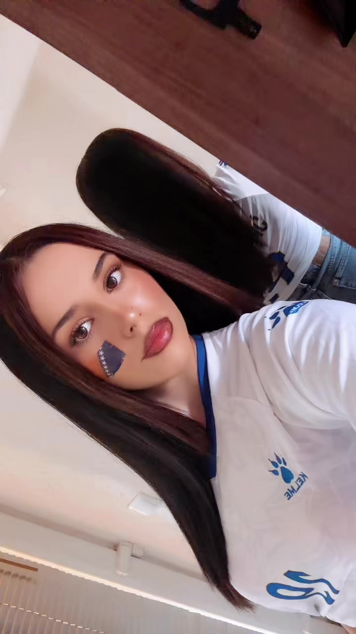 @Ena Poprženović