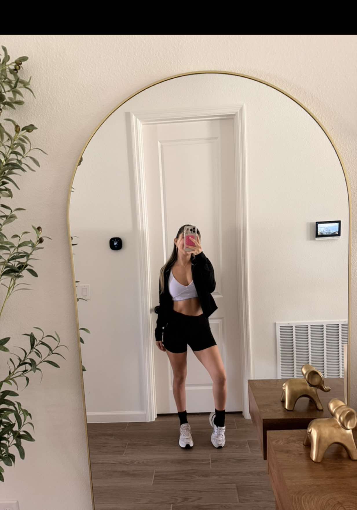 @KEREN MORA 🇨🇷