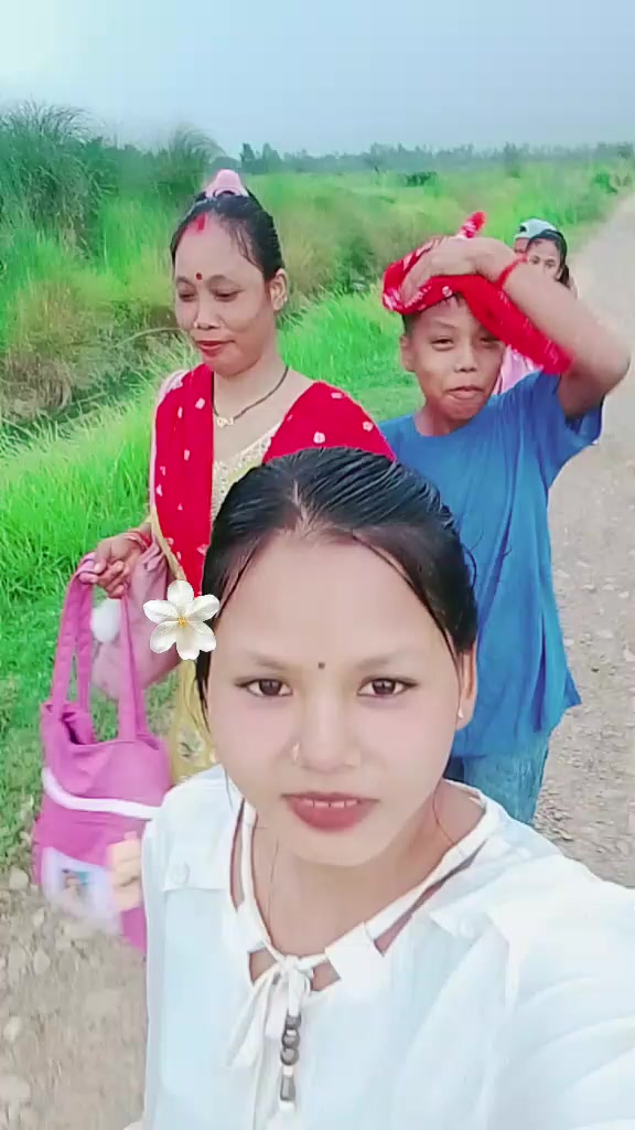 @Nirjala chy 💐🌺🌹