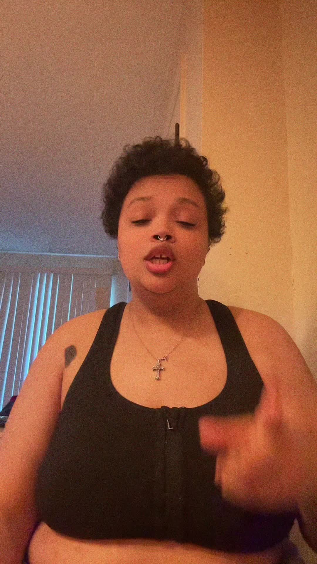@Avery25