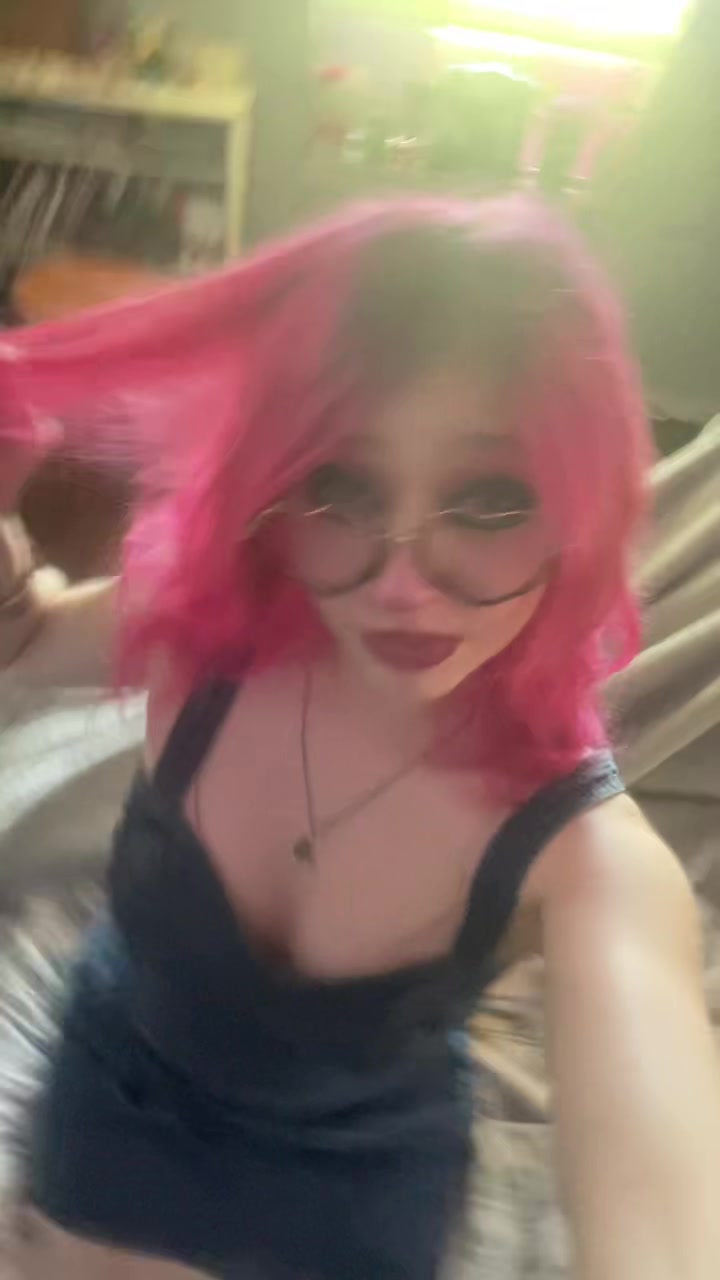 @hisadicakez