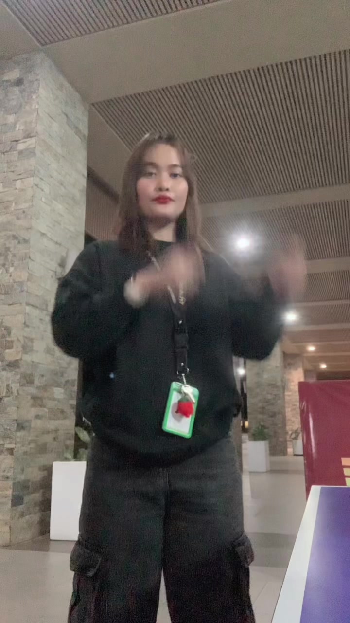 @RR 👽