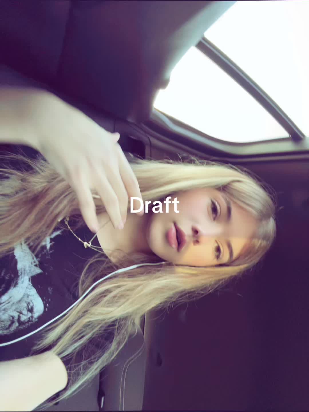 @karrawashere