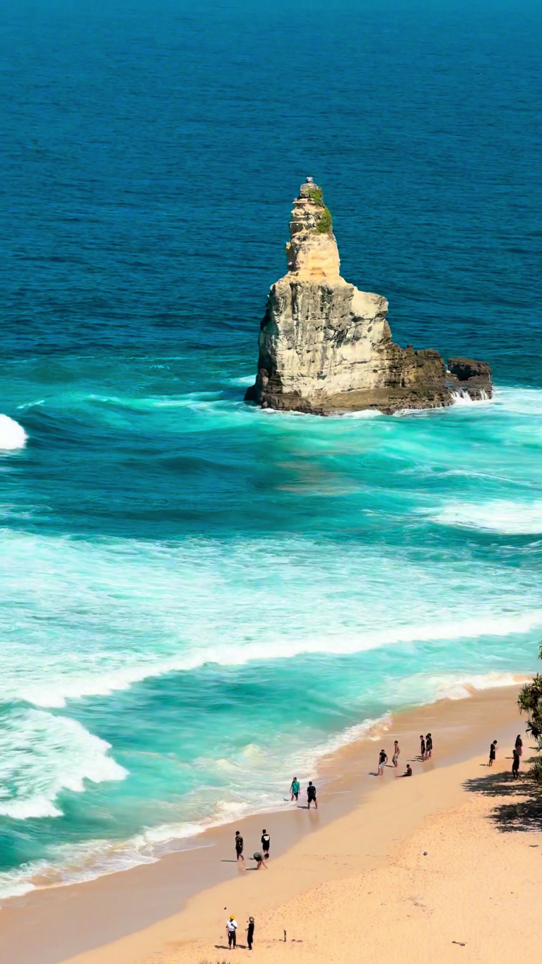 @PANTAI BUYUTAN PACITAN