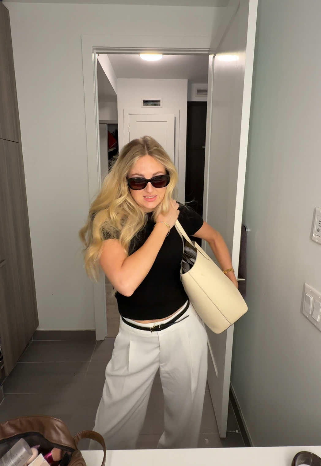 @dumbblondediary