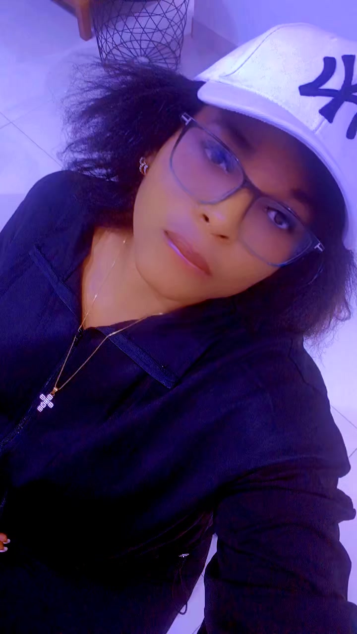 @Stronglady
