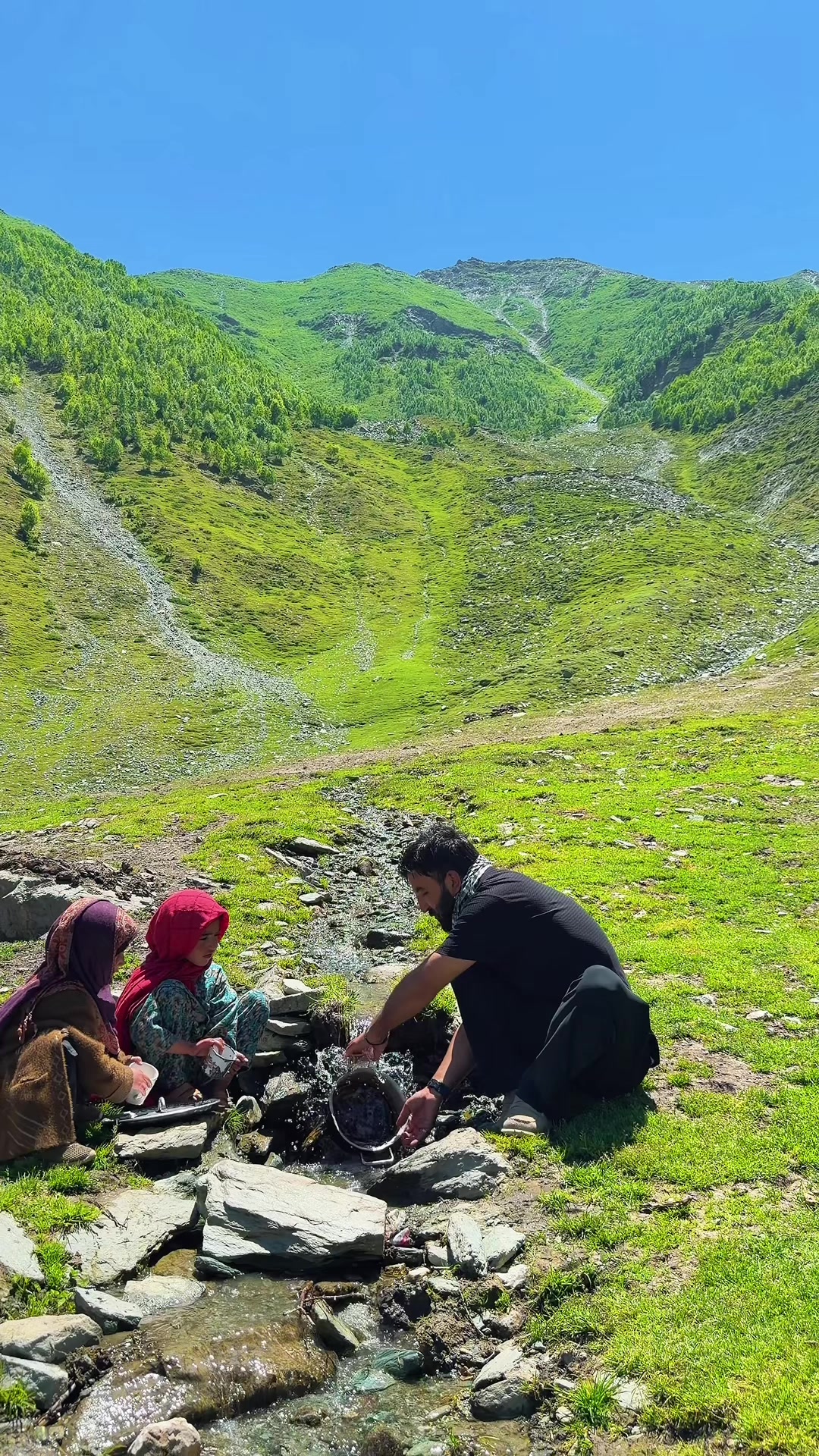 @hello_skardu☑️