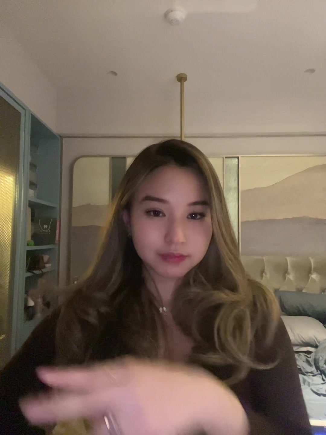 @hi