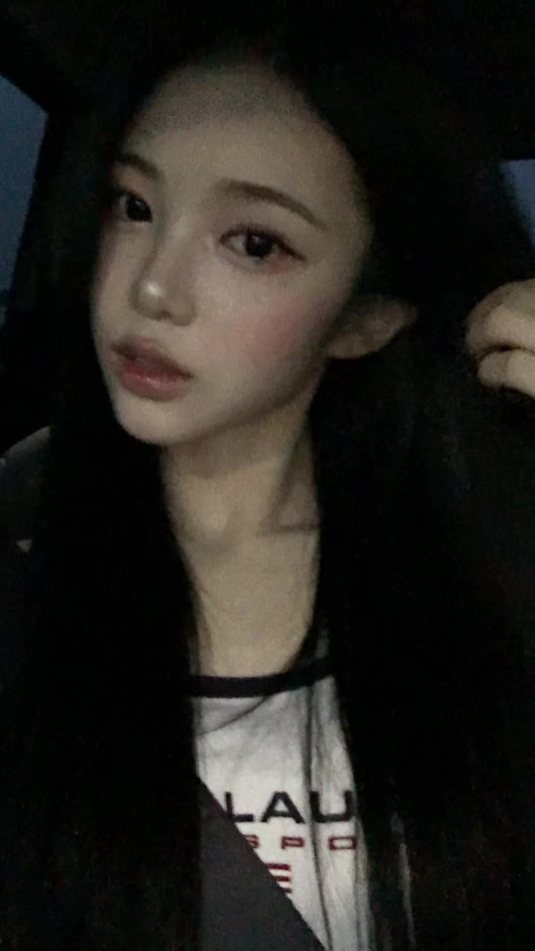 @J%