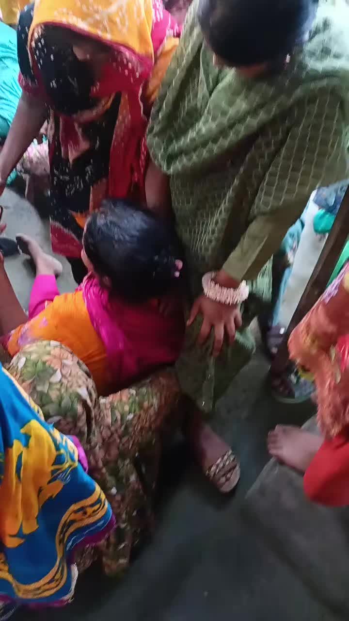 @দুষ্টু মেয়ে সুবর্না