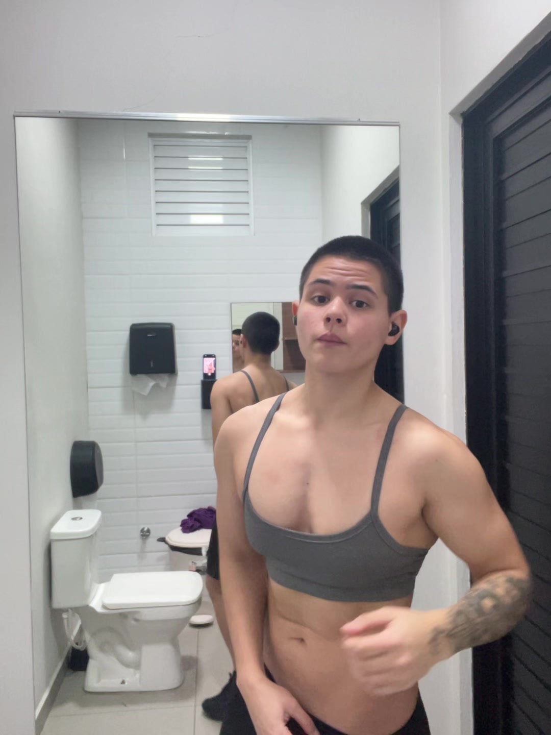@yas