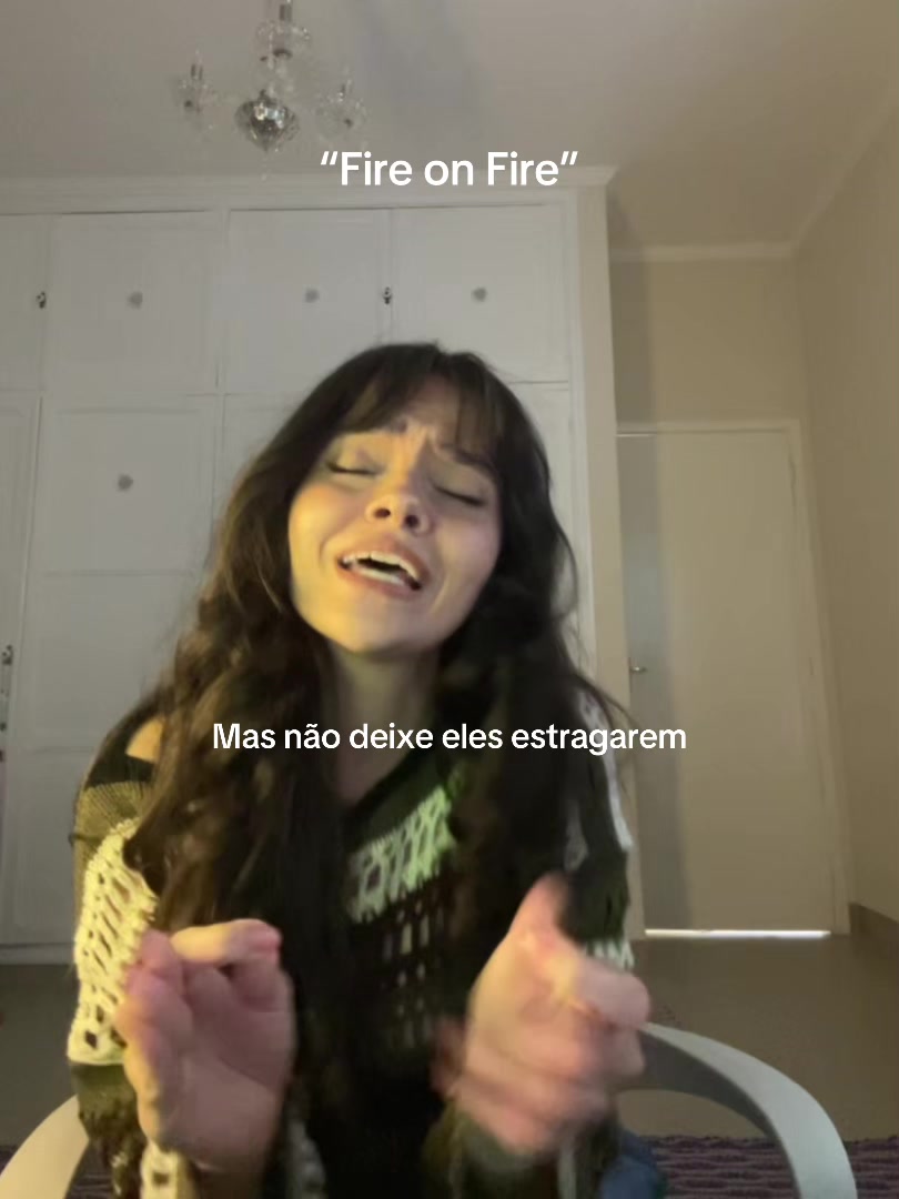 @marianatozi