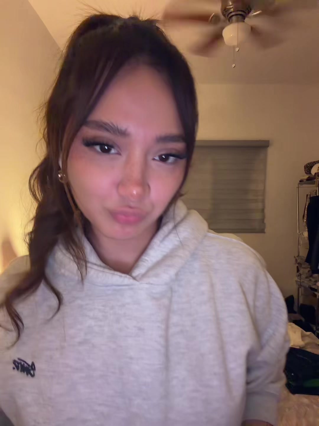 @Mia