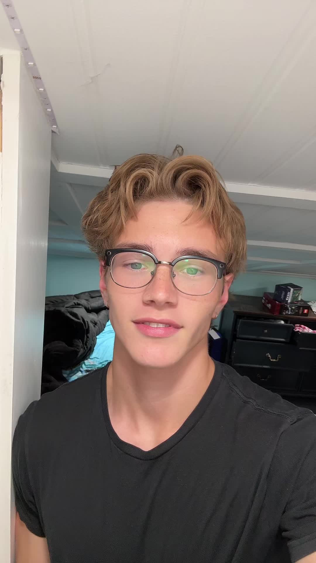 @henryxphillips