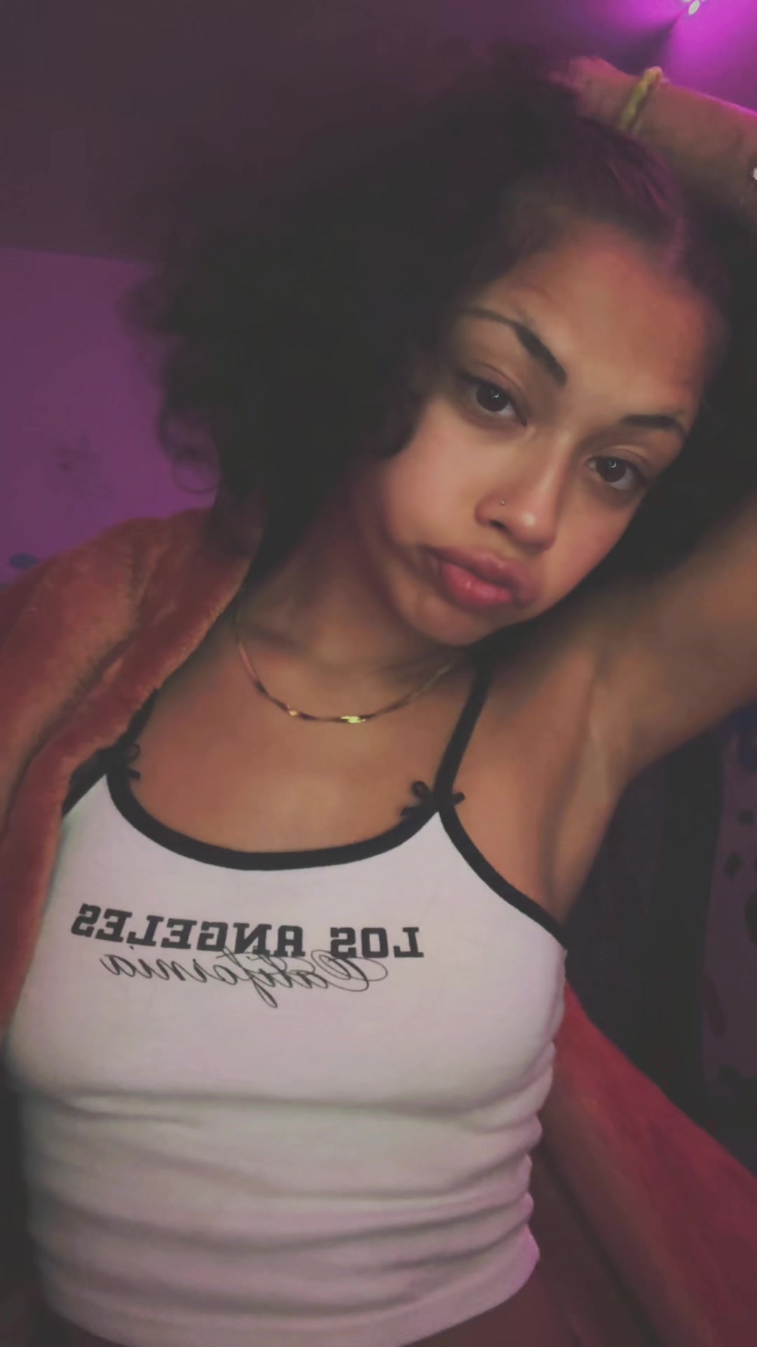 @Mony03_