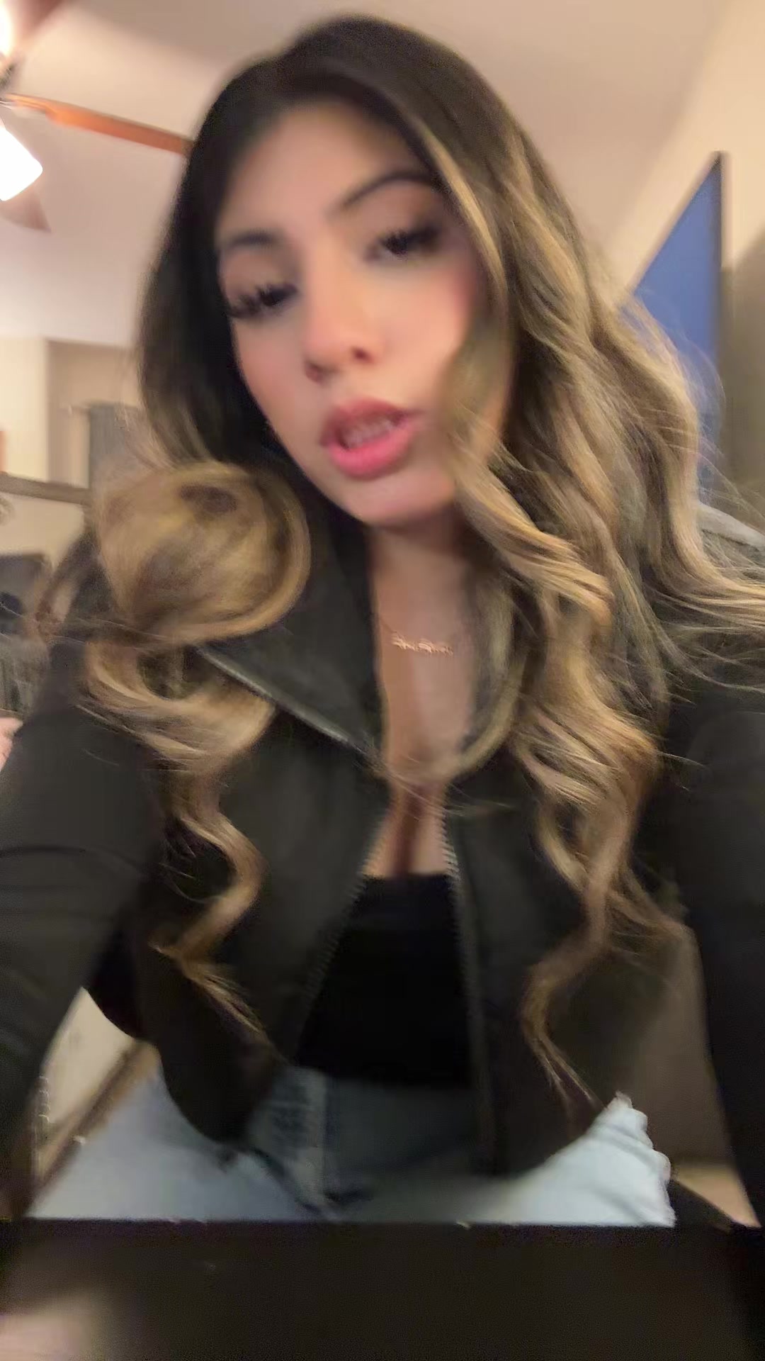 @Ayelyg