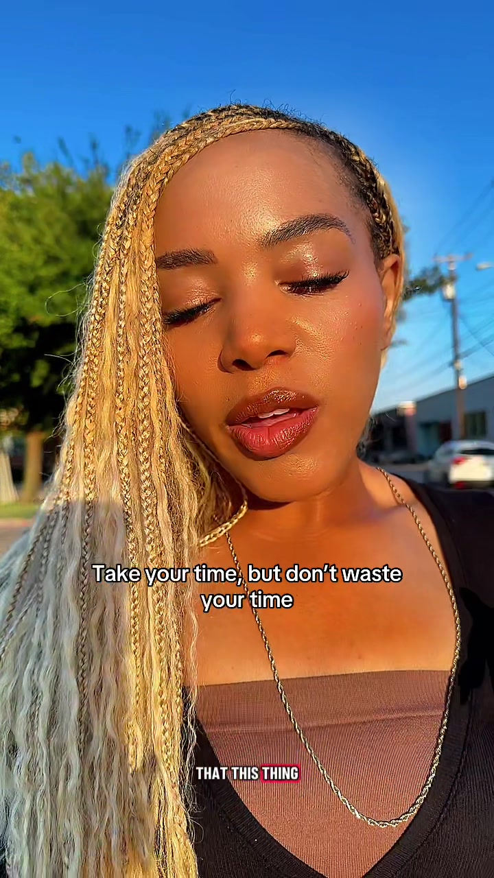 @Charity💄🖤
