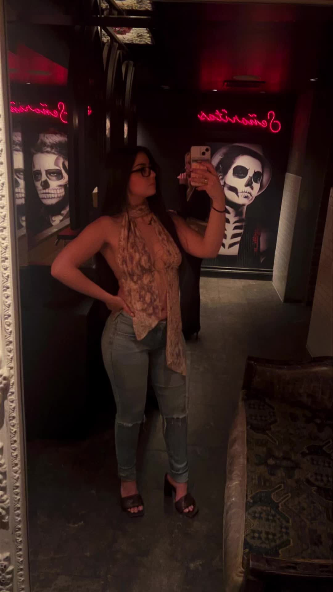 @Alinexoox