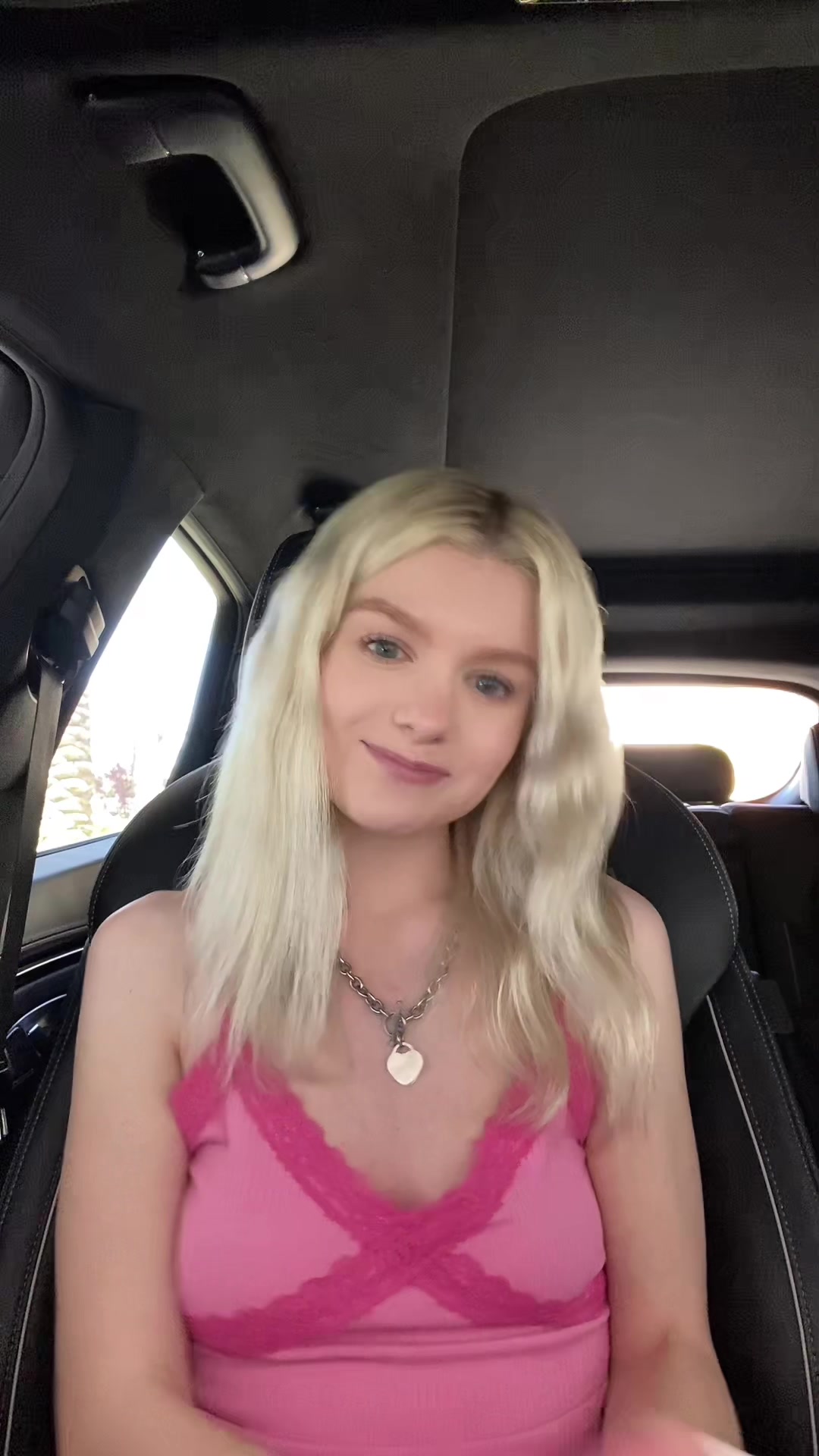 @sheshowsmore