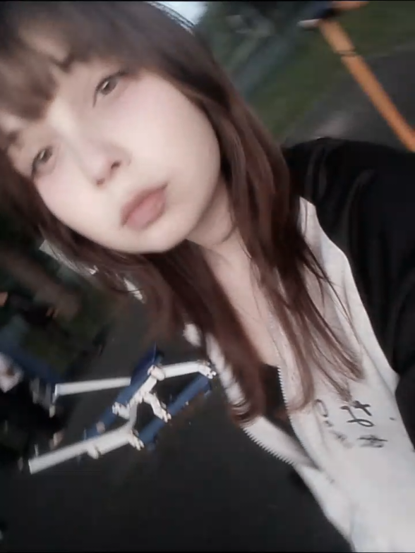 @smiling シ︎