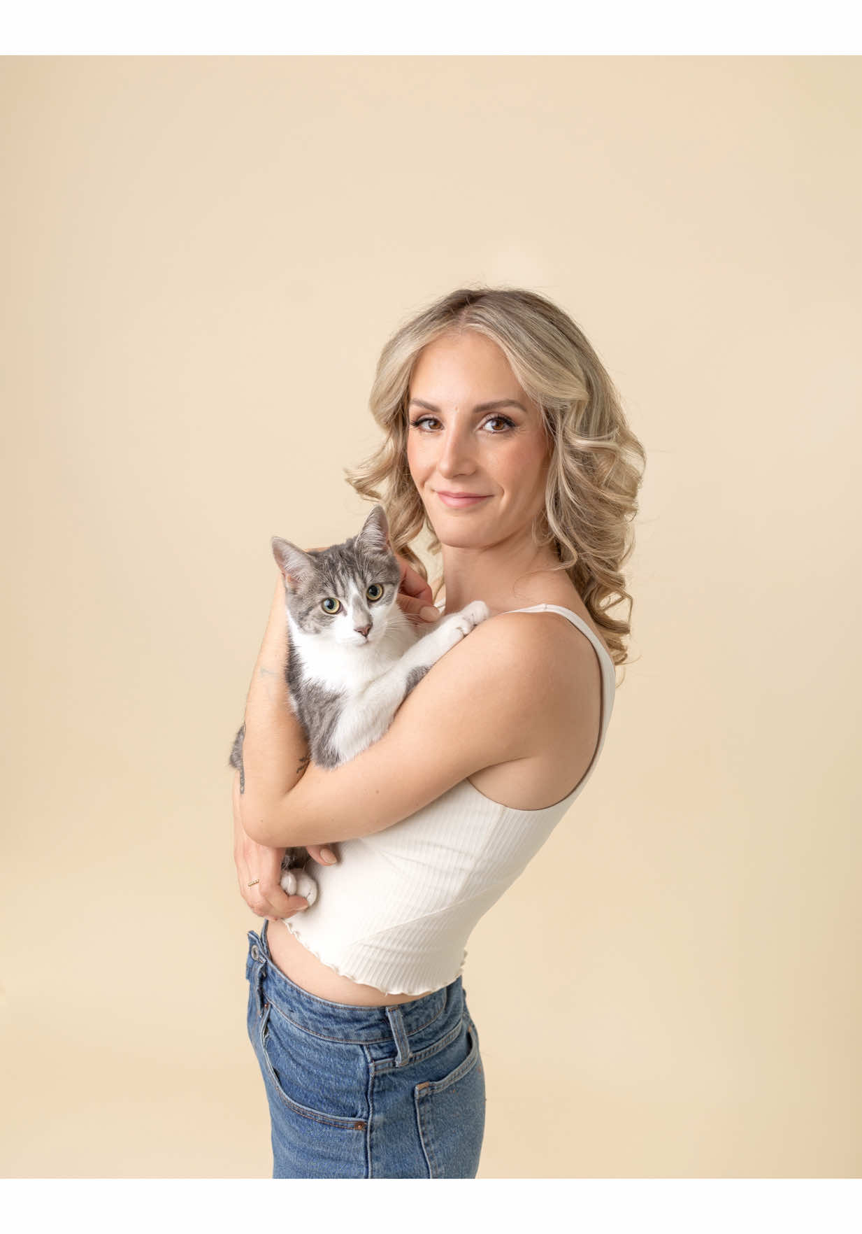 @Krista & Cats: BamBam & Bonnie