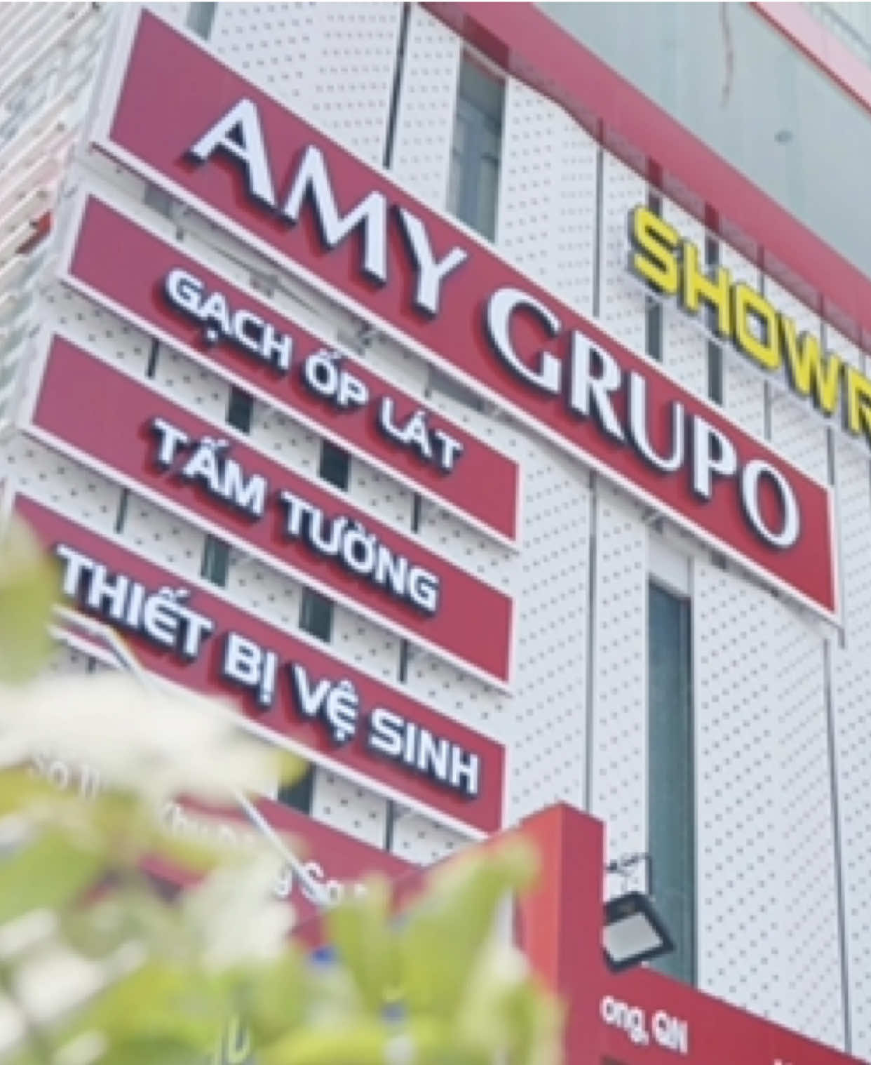 @SHOWROOM AMY CHUNG HUỆ