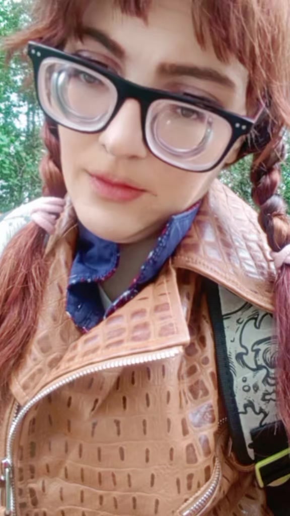 @поли