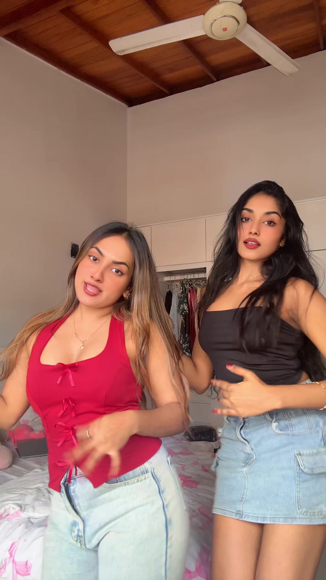 @sheneliromaya