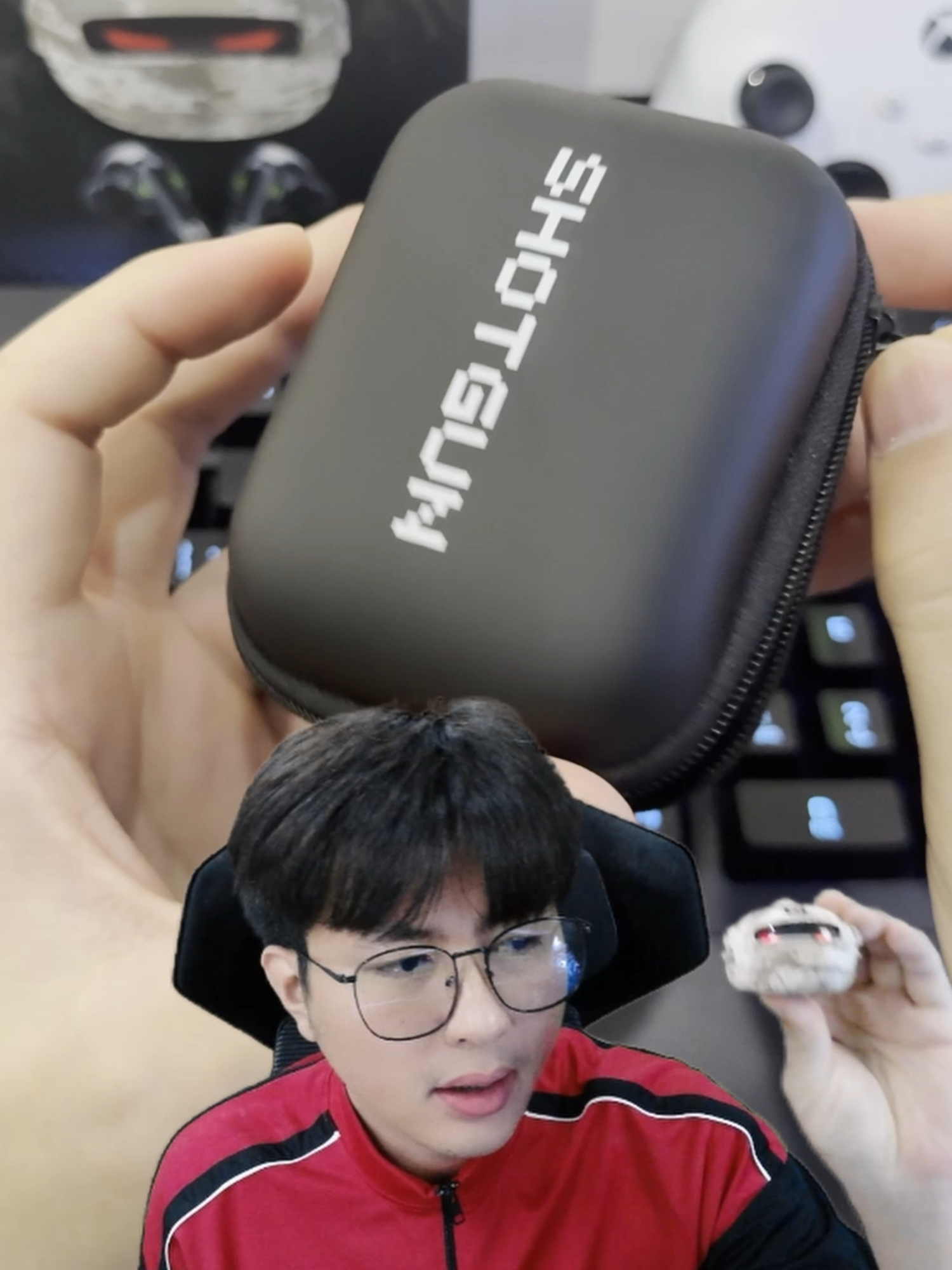 @4YES
