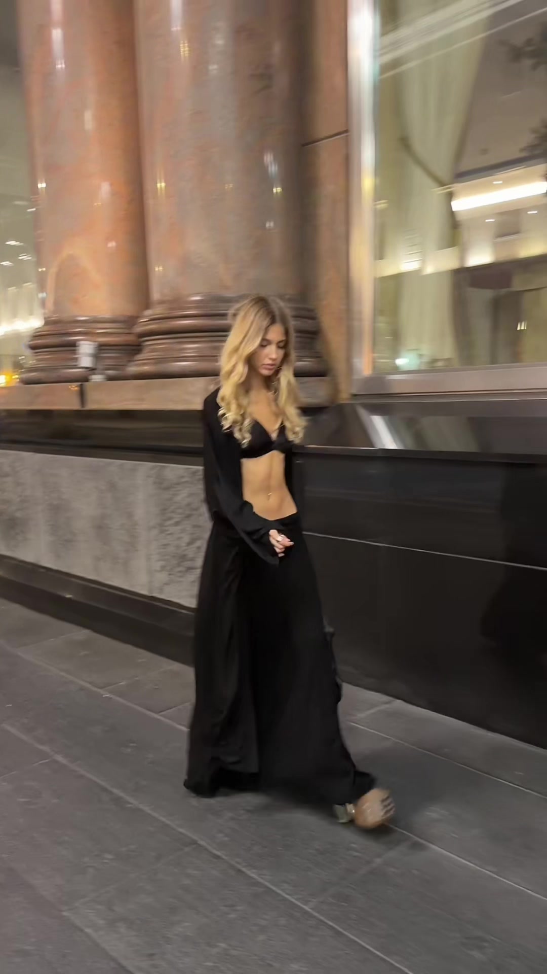 @pollyvi