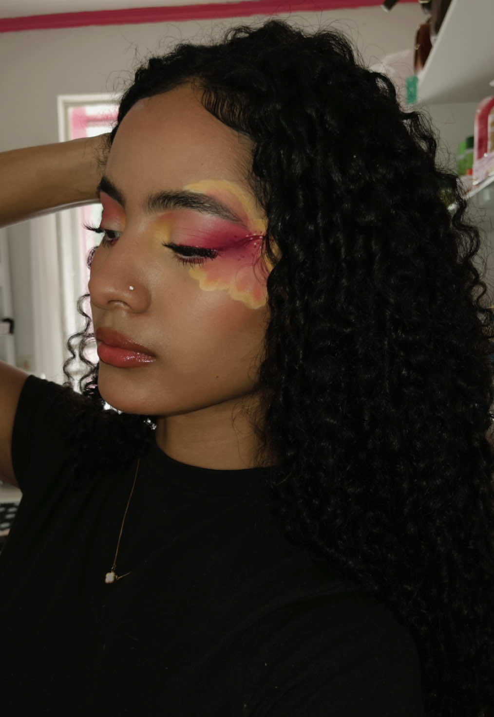 @lavinyaa.