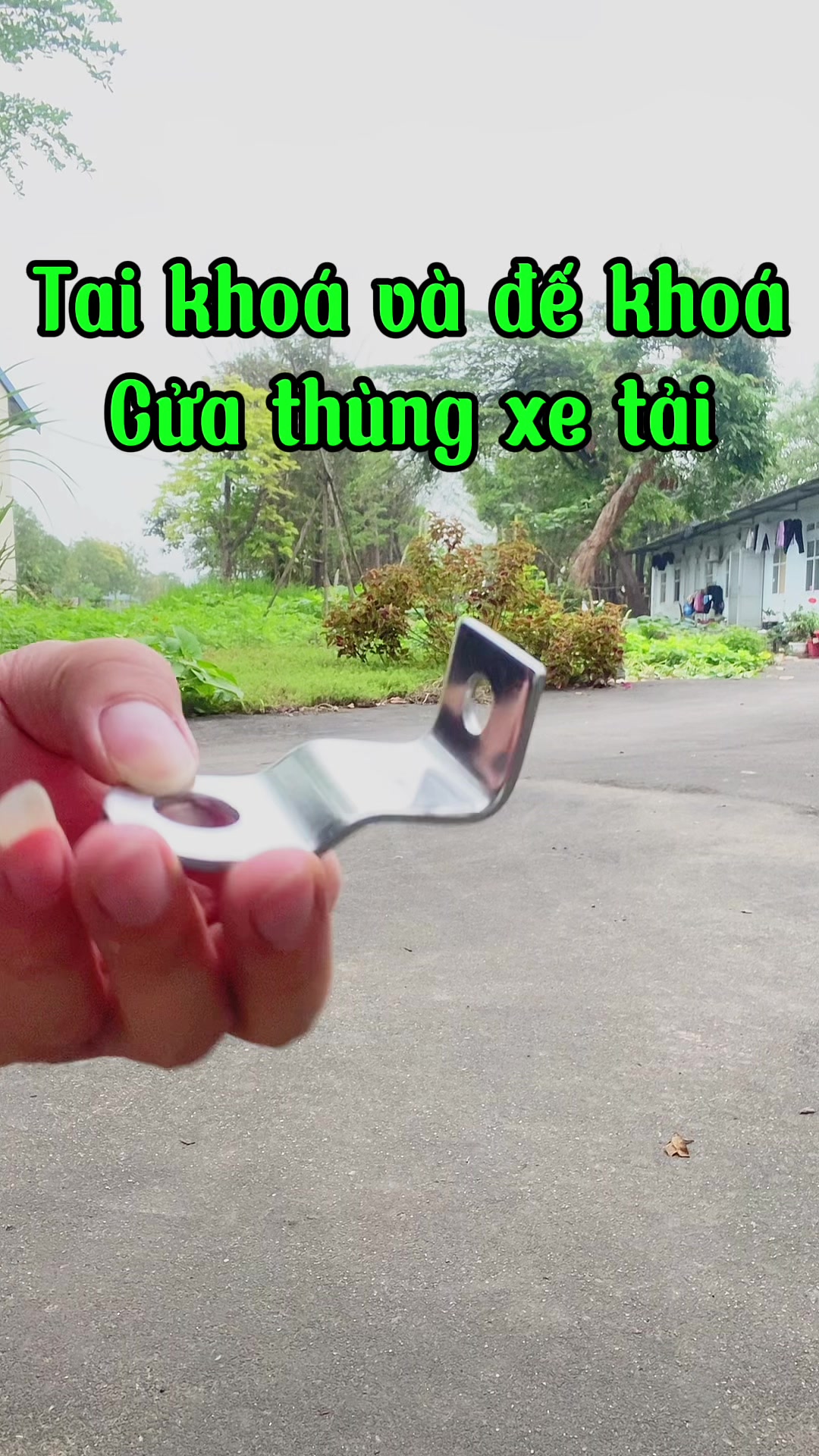 @Phụ kiện &ocirc; t&ocirc; Ho&agrave;ng B&aacute;ch