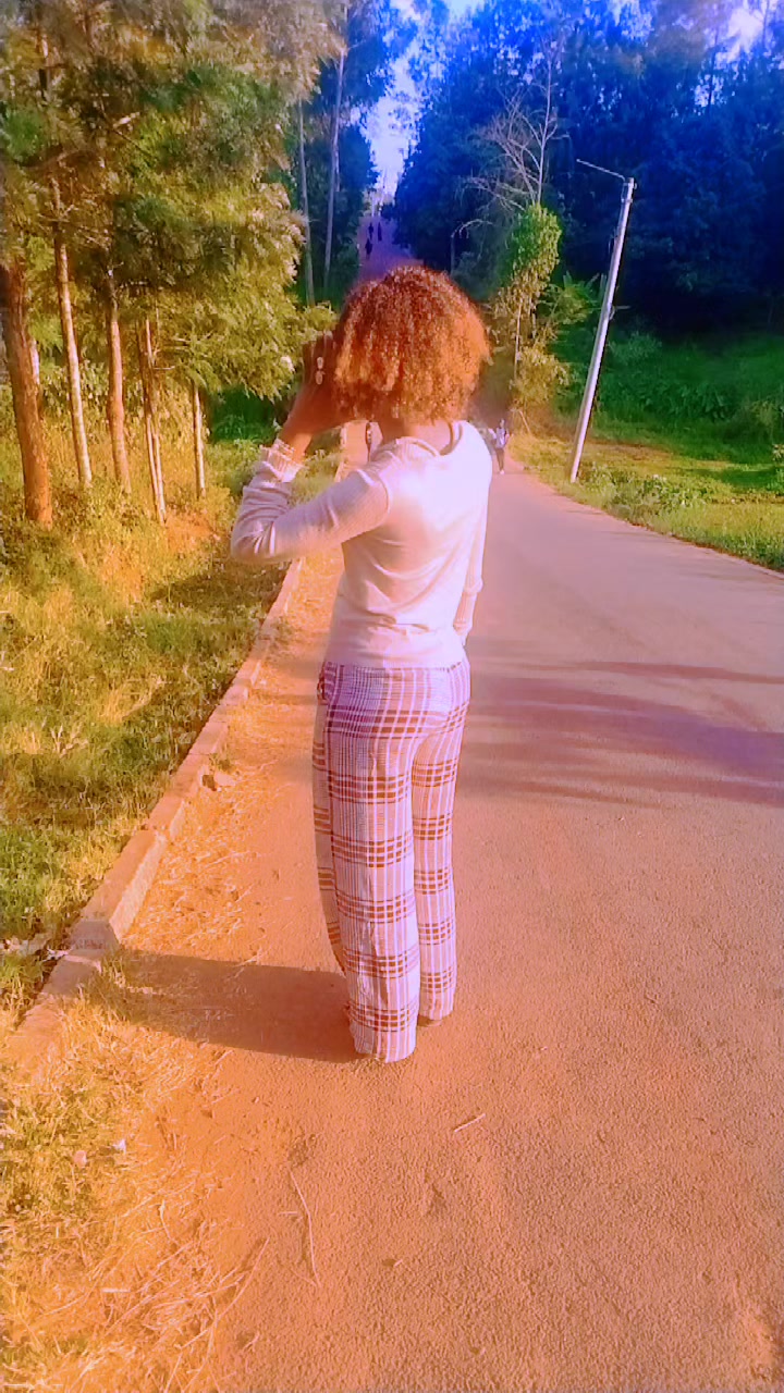 @ROZZY 🌸😍😍
