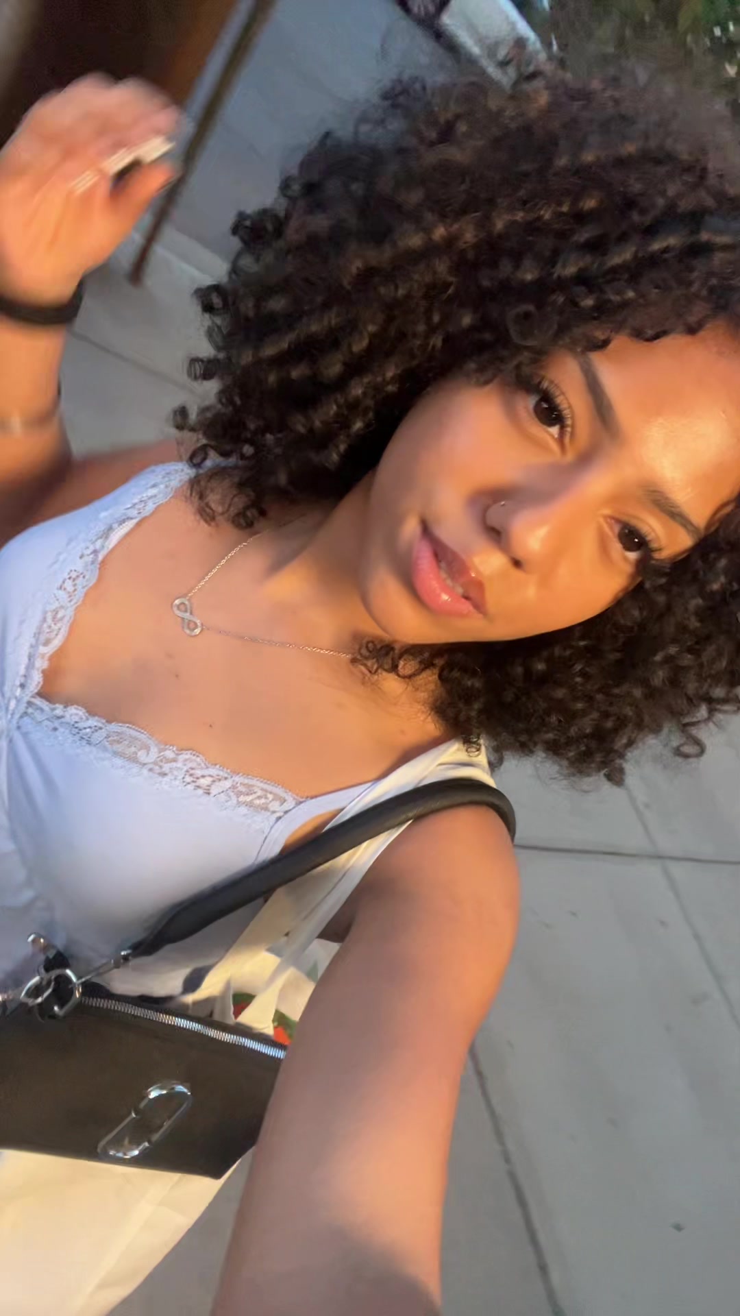 @Sara 🌺