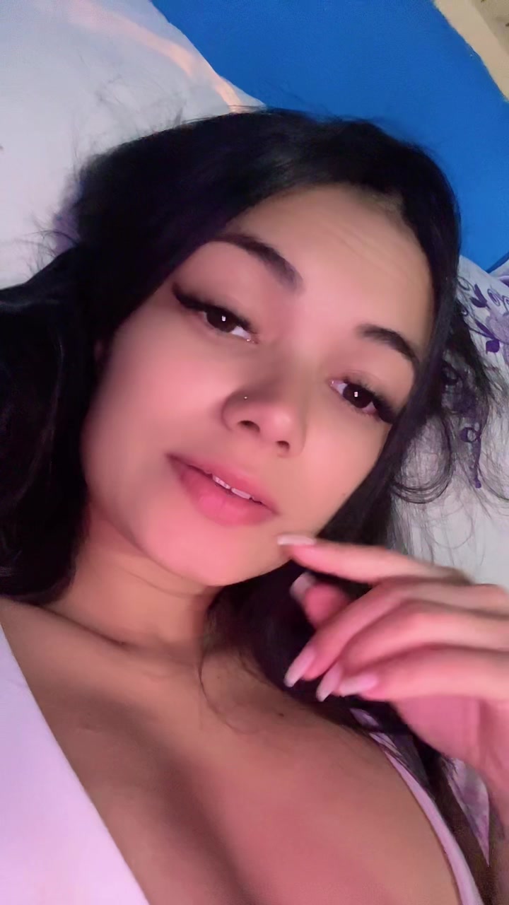 @Anna Laura