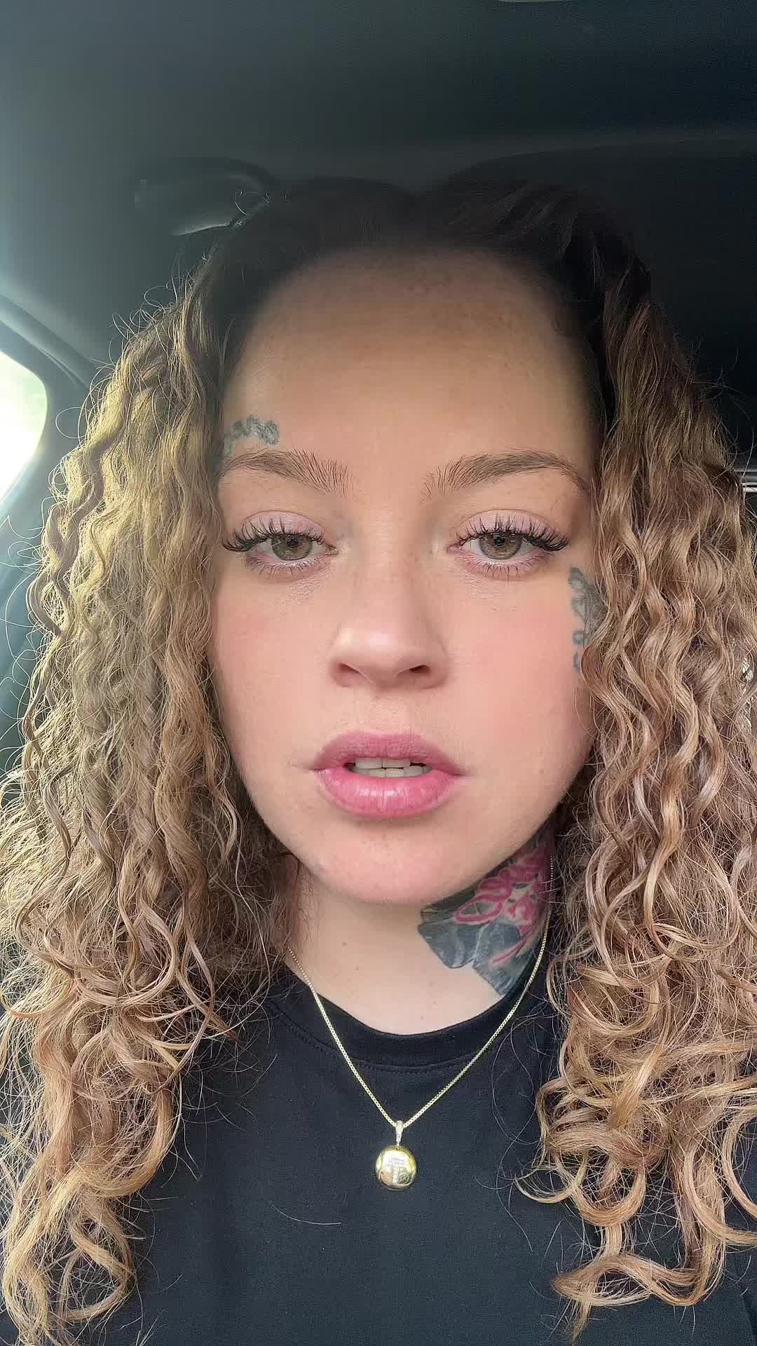 @prettybully TENILLE