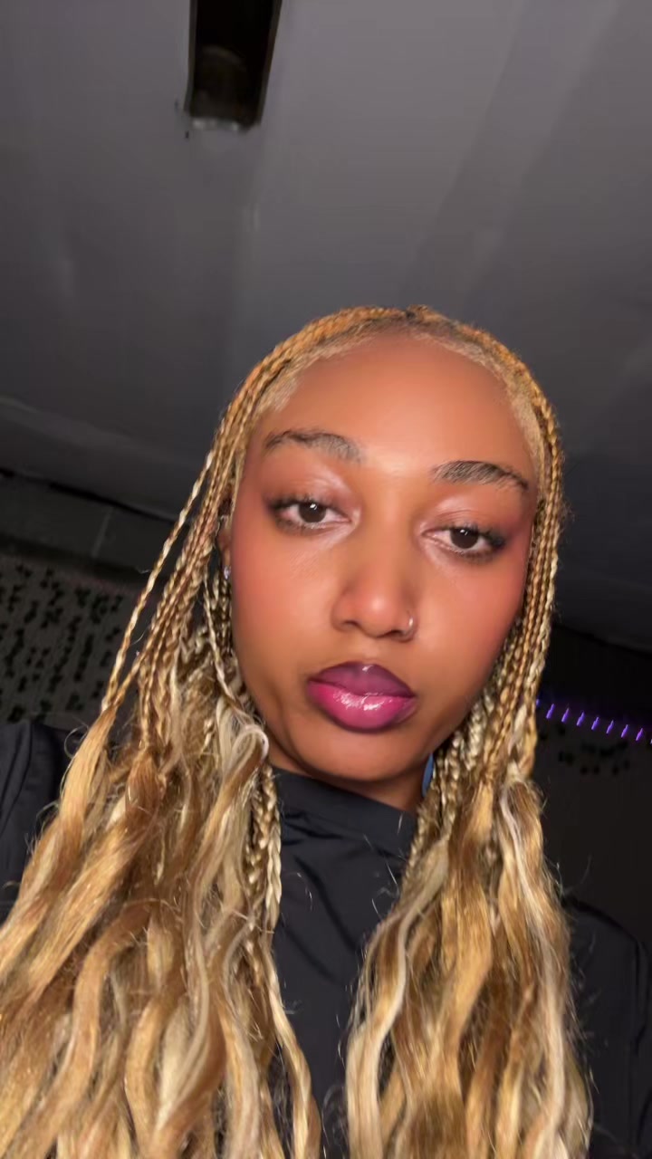 @Ⓜ️arie💋Sisca😝🌶️