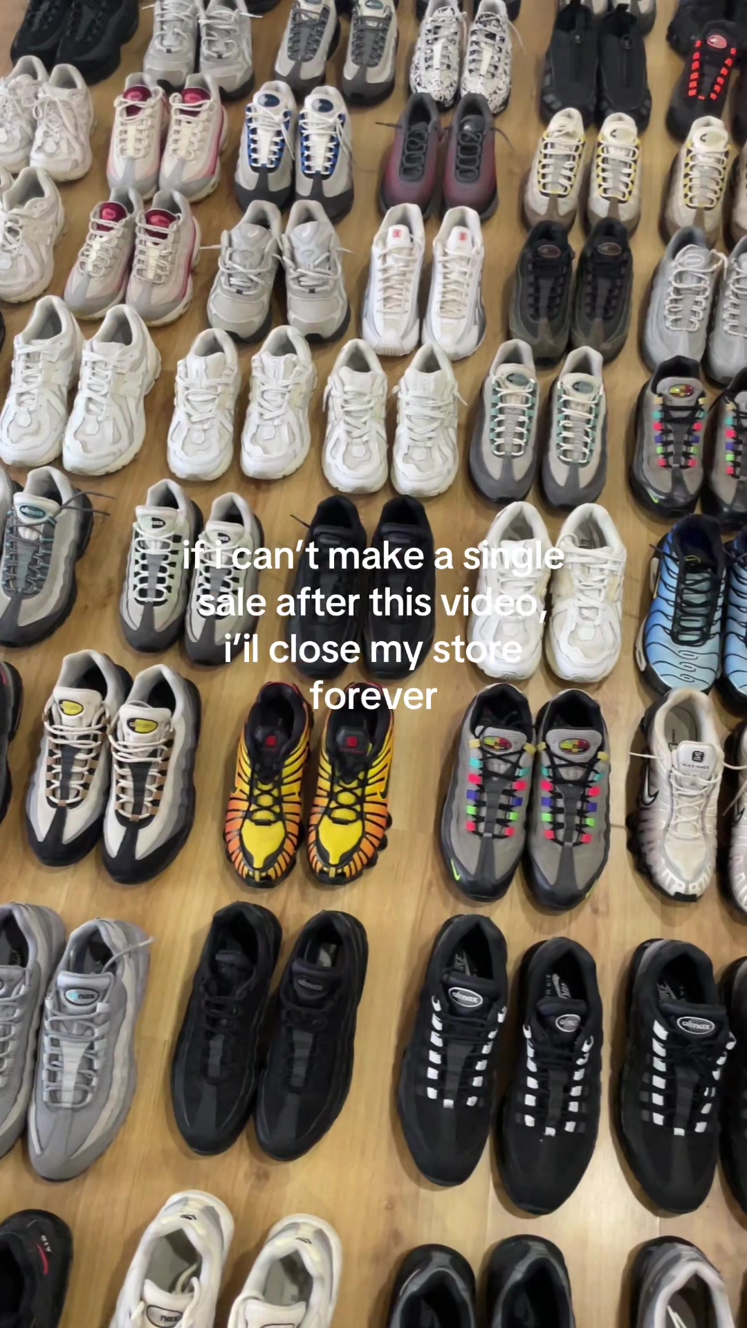 @atom👟