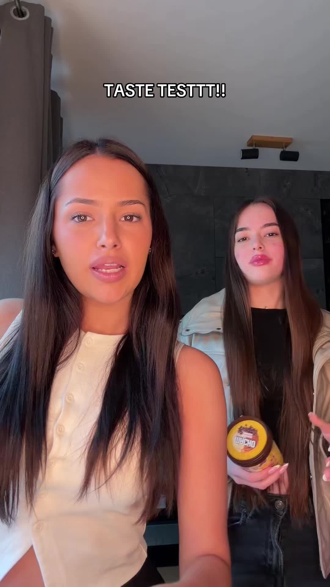 @eleenii